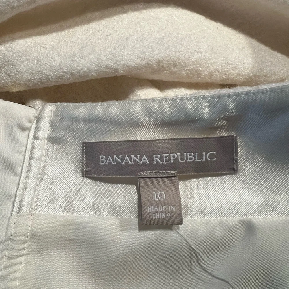 Banana Republic Winter White - Cocoon Skirt - Picture 4 of 8